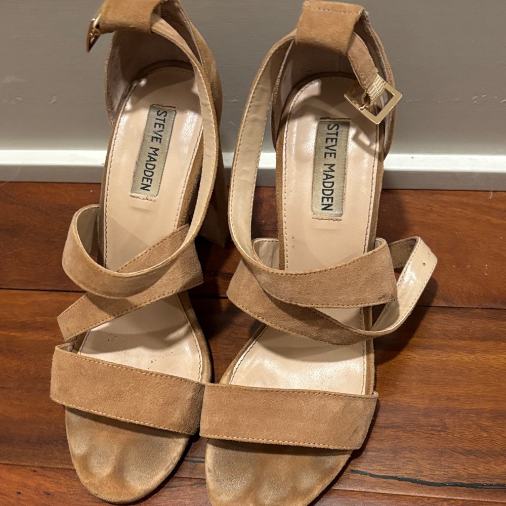 Steve Madden Beige Strappy Sandals